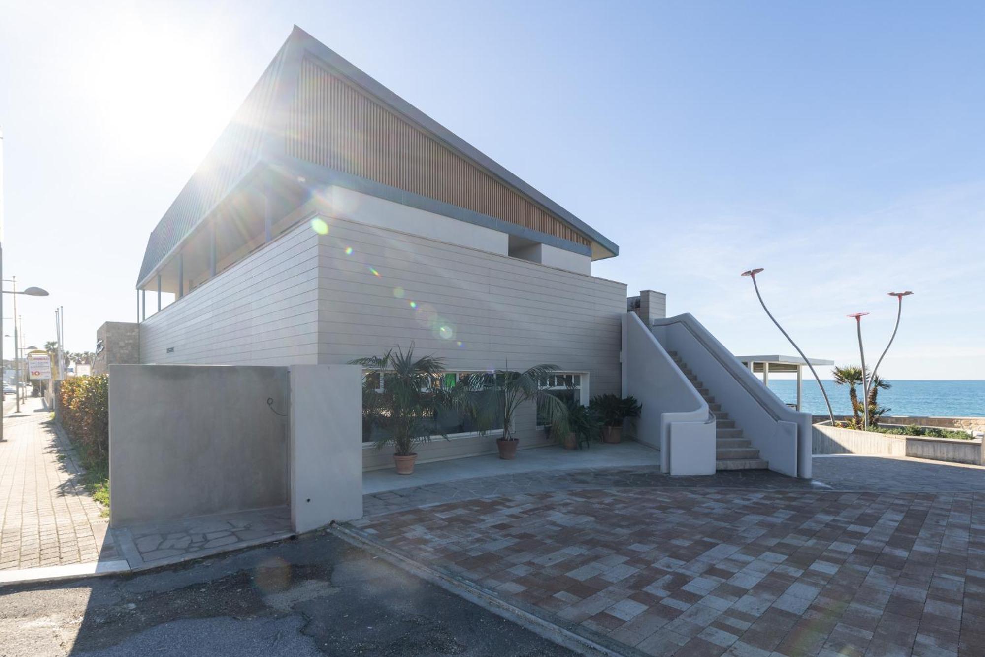 Le Suites Sul Mare Di Esterina Civitavecchia Exterior photo