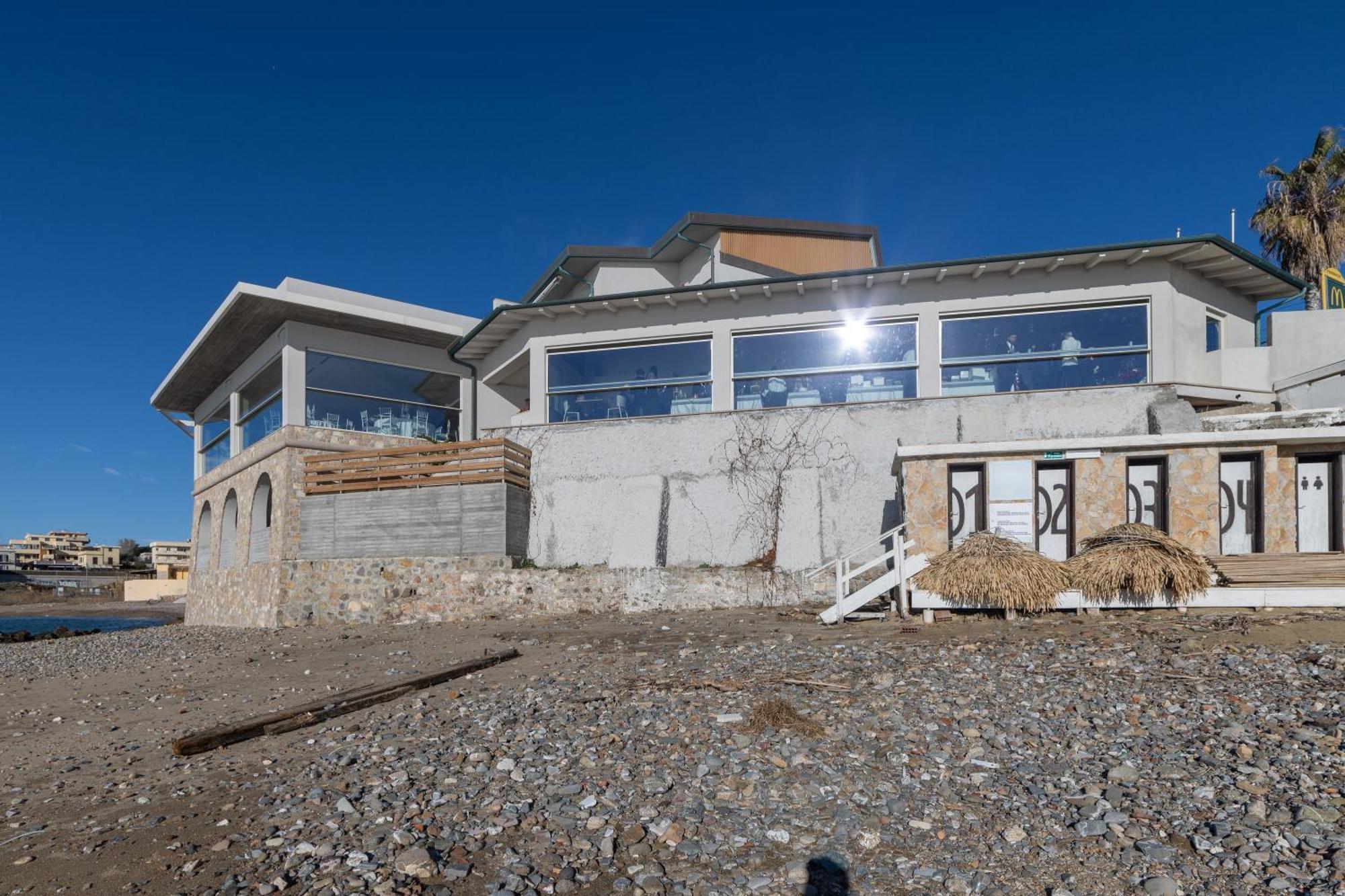 Le Suites Sul Mare Di Esterina Civitavecchia Exterior photo