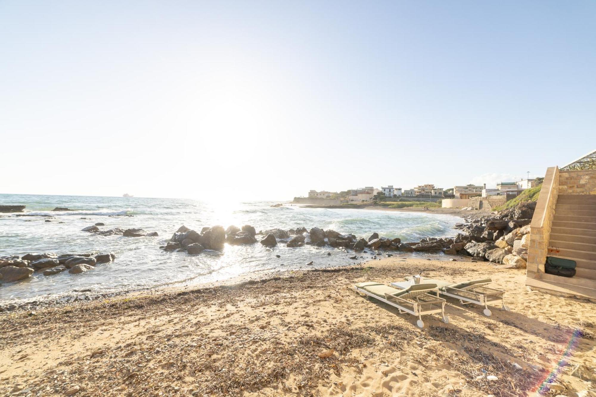 Le Suites Sul Mare Di Esterina Civitavecchia Exterior photo