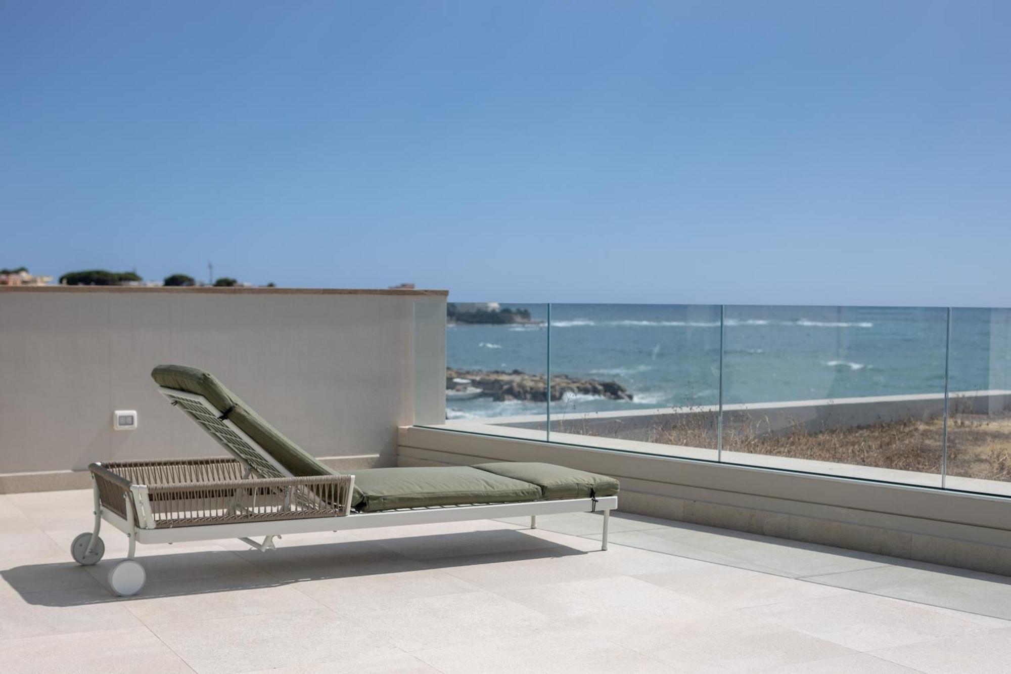 Le Suites Sul Mare Di Esterina Civitavecchia Exterior photo